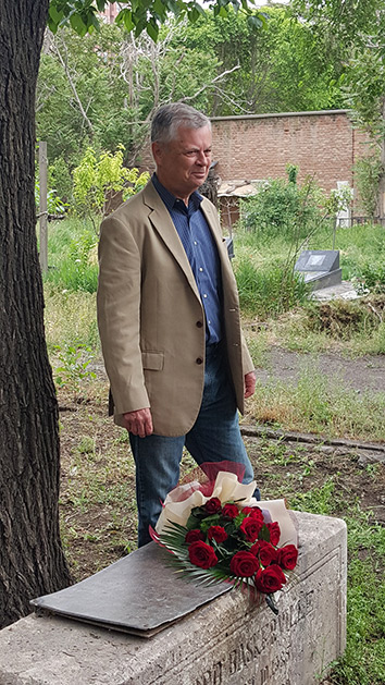 Stephen Kinzer, a visiting fellow at Brown University, visits the grave site of Howard Baskerville.