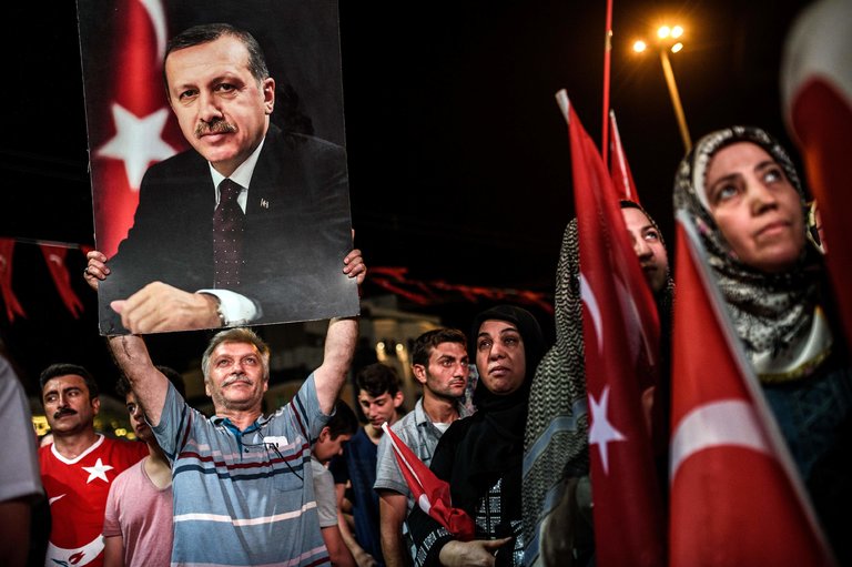 Supporters of President Recep Tayyip Erdogan demonstrated in Istanbul in the days following the attempted coup. Credit Ozan Kose/Agence France-Presse — Getty Images